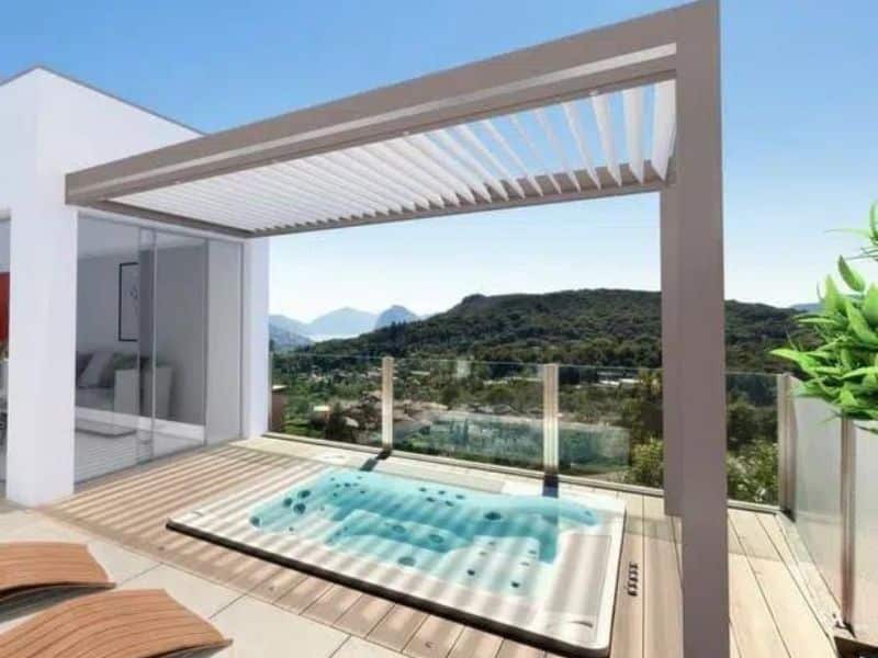Pergola bioclimatique adossée