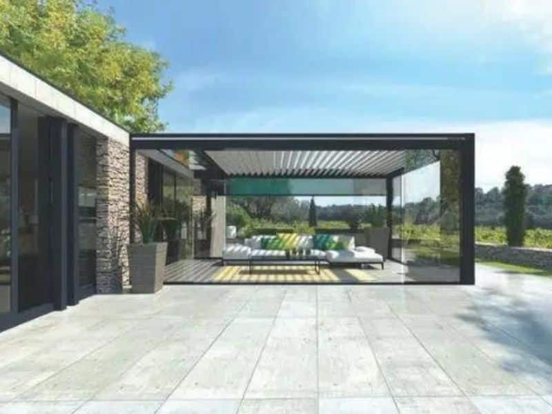 Pergola bioclimatique en alu