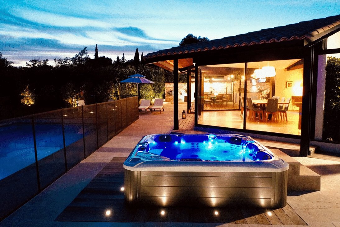 Jacuzzi - Poseidon avec GardenSKoncept