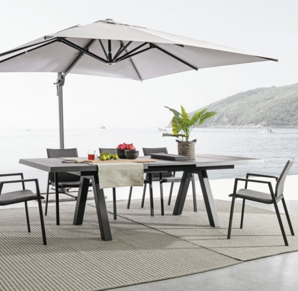 Table-Krion- mobilier jardin chez Gardenskoncept