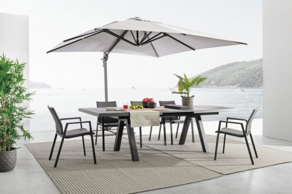 Table-Krion- mobilier jardin chez Gardenskoncept