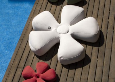 Pouf Piscine - OGO - chez Gardenskoncept