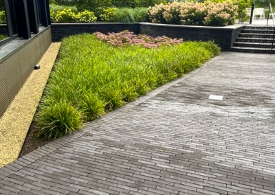 Réalisation extérieure pour un espace bureaux & commerces
