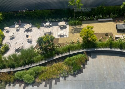 Réalisation extérieure pour un espace bureaux & commerces